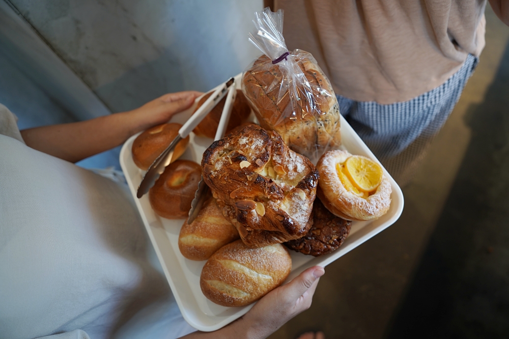 屏東美菊麵包店：以阿嬤為名打造南國最美麵包店！最實在的伴手禮，每天都想吃的好吃麵包～