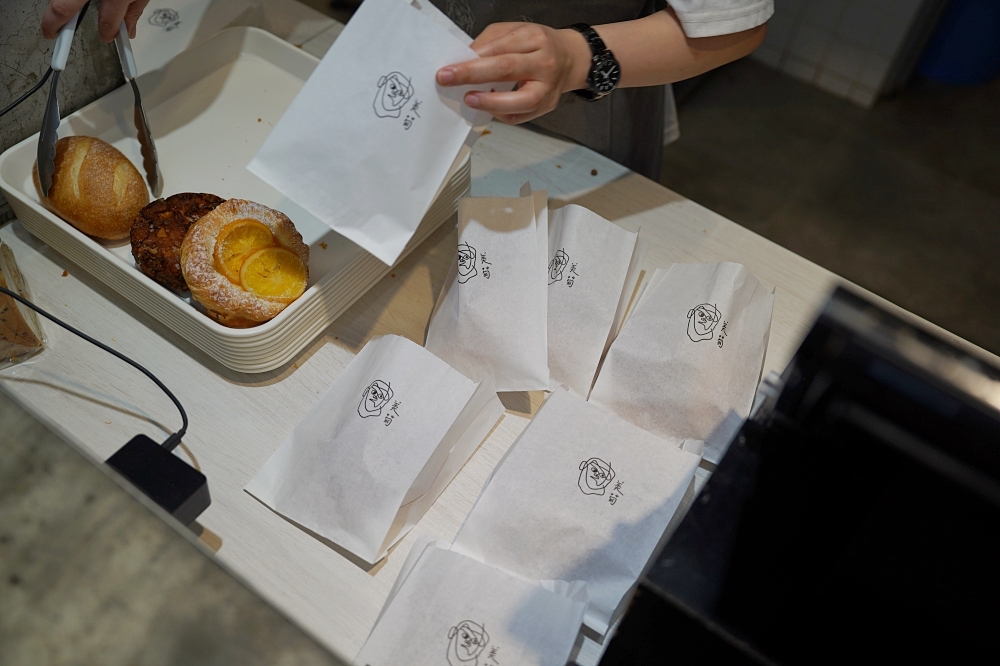 屏東美菊麵包店：以阿嬤為名打造南國最美麵包店！最實在的伴手禮，每天都想吃的好吃麵包～
