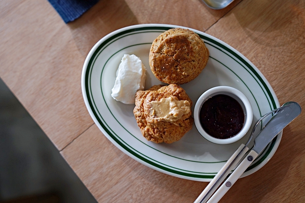 巴倫司康 Baron Scones 台中店：勤美周邊美食咖啡！終於找到我們倆都喜歡的司康啦～