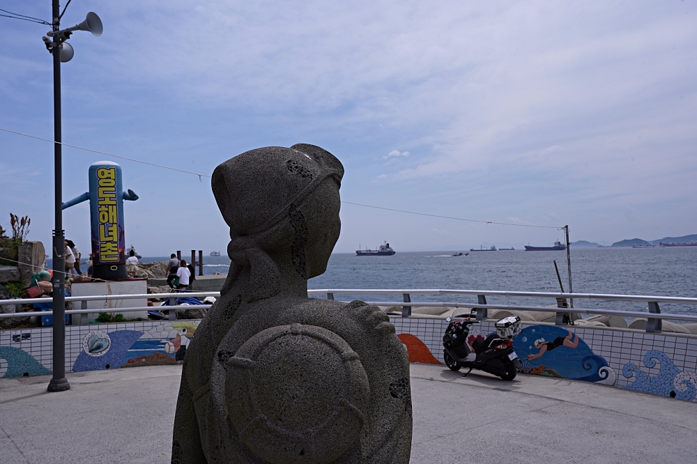 影島海女村：釜山旅遊絕對不能錯過的海景第一排海鮮餐廳！必點推薦海鮮拉麵＆鮑魚~