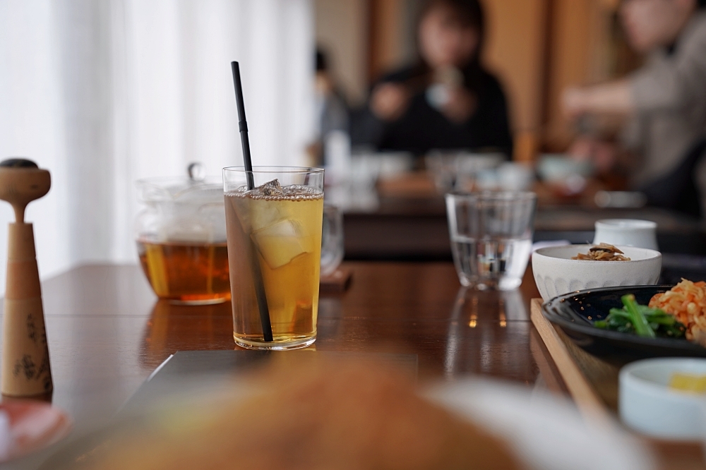 食堂 Kontsh 紺と種:會津若松美食!百年鈴國漆器店裡的蔬食定食,空間與食物都好棒 食堂 Kontsh 紺と種:會津若松美食!百年鈴國漆器店裡的蔬食定食,空間與食物都好棒