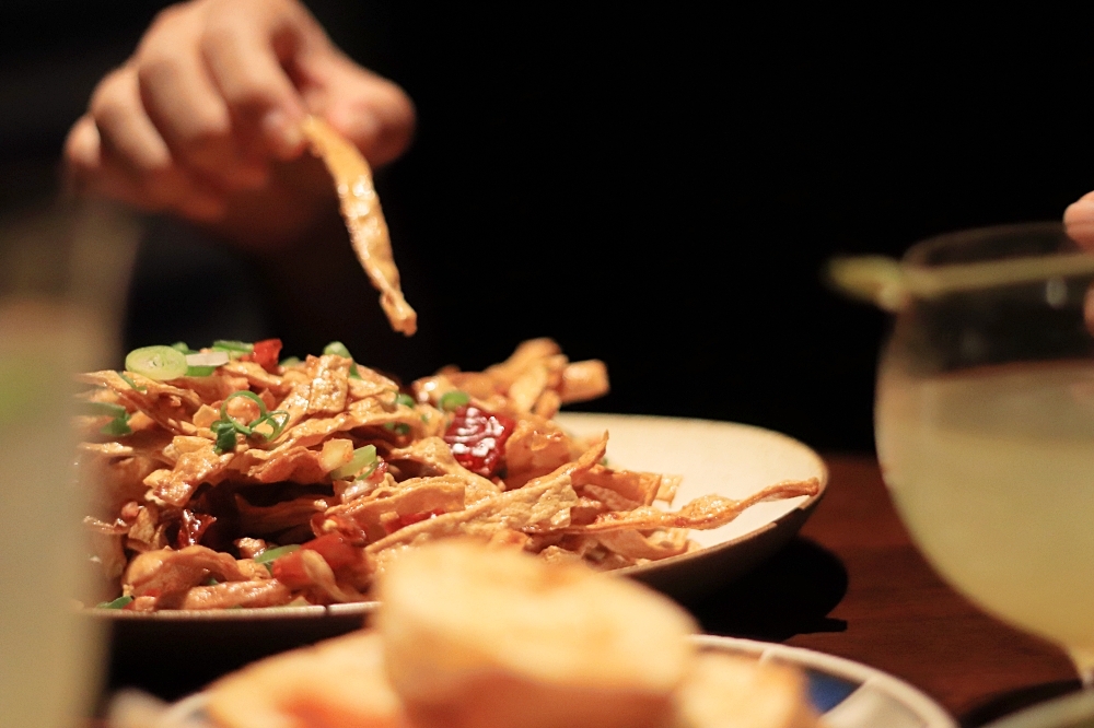 西門町餐酒館推薦 Echo Echo Bar：隱藏在無心戒酒互助會同溫層俱樂部 3F 全新空間！限定酒單好讓人喜歡～