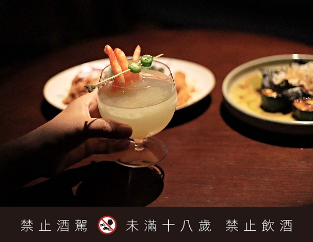 西門町餐酒館推薦 Echo Echo Bar：隱藏在無心戒酒互助會同溫層俱樂部 3F 全新空間！限定酒單好讓人喜歡～