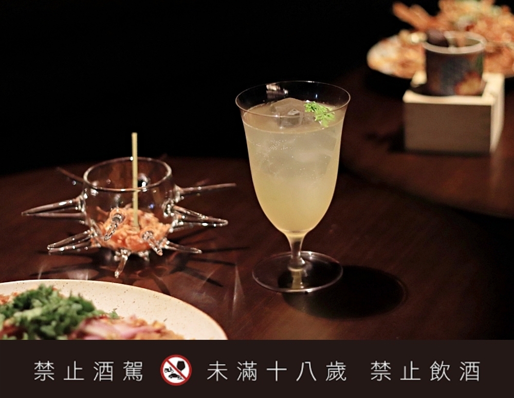 西門町餐酒館推薦 Echo Echo Bar：隱藏在無心戒酒互助會同溫層俱樂部 3F 全新空間！限定酒單好讓人喜歡～