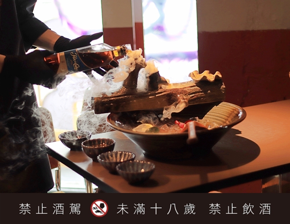 台北西門町「白天就開」酒吧餐酒館推薦 Nonsense Bar 無心戒酒互助會 武昌分會!全新酒單這裡看! 台北西門町「白天就開」酒吧餐酒館推薦 Nonsense Bar 無心戒酒互助會 武昌分會!全新酒單這裡看!