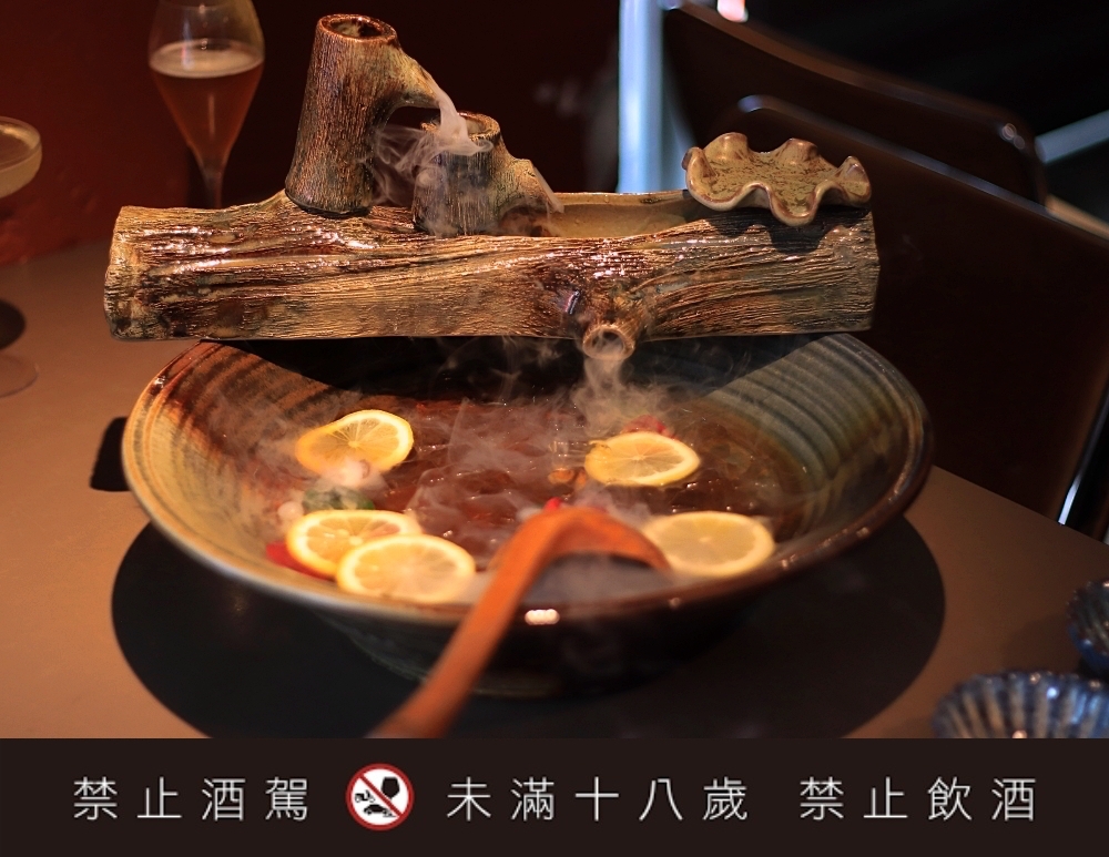 台北西門町「白天就開」酒吧餐酒館推薦 Nonsense Bar 無心戒酒互助會 武昌分會!全新酒單這裡看! 台北西門町「白天就開」酒吧餐酒館推薦 Nonsense Bar 無心戒酒互助會 武昌分會!全新酒單這裡看!