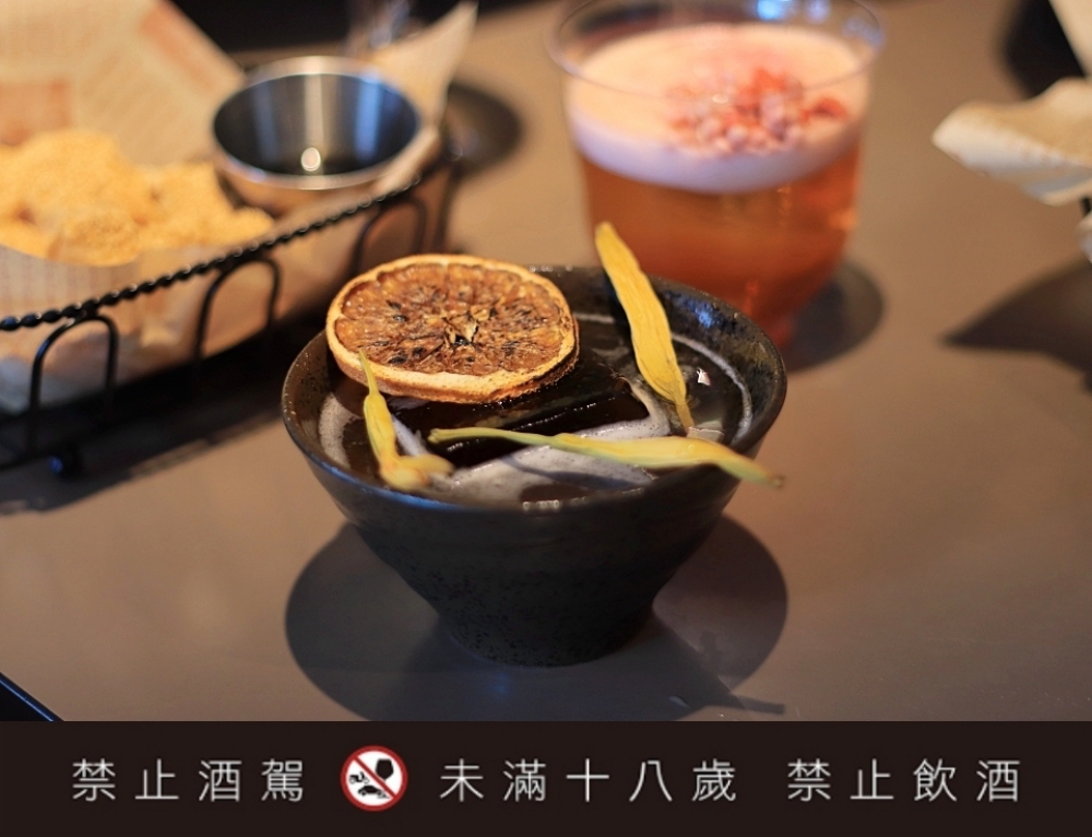 台北西門町「白天就開」酒吧餐酒館推薦 Nonsense Bar 無心戒酒互助會 武昌分會!全新酒單這裡看! 台北西門町「白天就開」酒吧餐酒館推薦 Nonsense Bar 無心戒酒互助會 武昌分會!全新酒單這裡看!