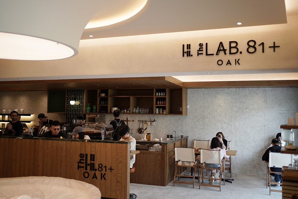 THE OAK LAB 81+：台中北屯咖啡鄰近好市多、捷運站，帥氣的露營風格好讓人喜歡！