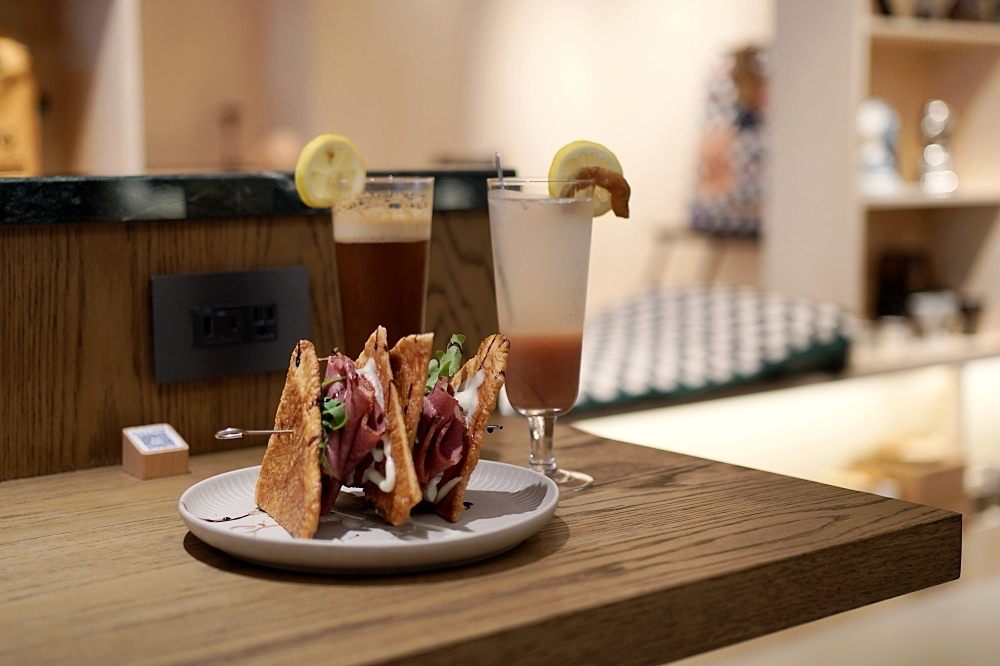 THE OAK LAB 81+：台中北屯咖啡鄰近好市多、捷運站，帥氣的露營風格好讓人喜歡！