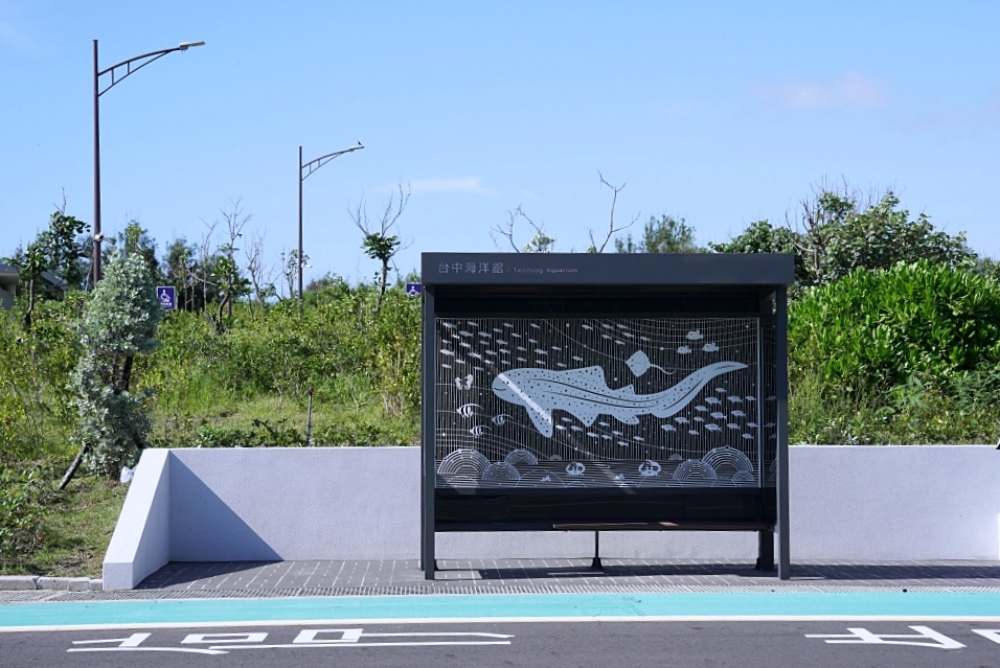 台中海洋館攻略：８大主題展區＆全台第二大水族箱！附周邊吃喝玩樂推薦