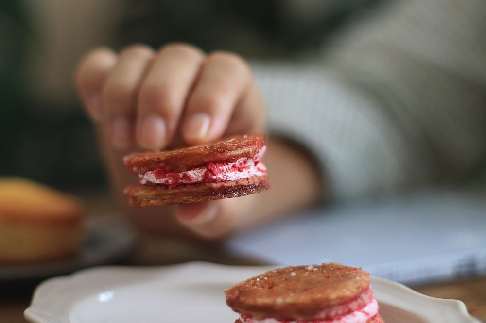 中秋送禮常溫禮盒推薦！『ミニ・耘菓』最懂我們要的剛剛好，7 款日法經典菓子分享