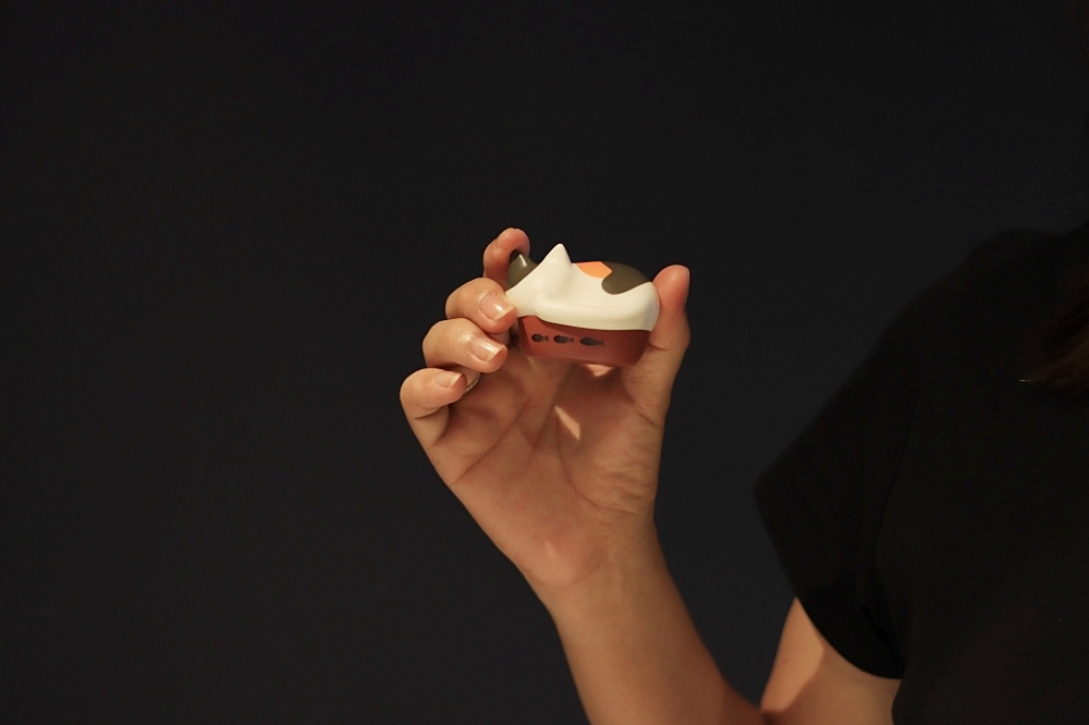 會喵喵叫的日本 radius NEKO 貓咪藍牙耳機!療癒睡姿好可愛,居然還會發出呼嚕聲~ 會喵喵叫的日本 radius NEKO 貓咪藍牙耳機!療癒睡姿好可愛,居然還會發出呼嚕聲~