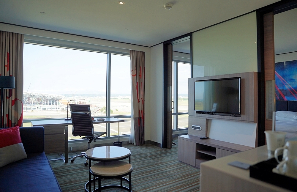 桃園機場住宿推薦【桃園國際機場凱悅酒店】就在機場旁,早班機紅眼班機都不怕~ 桃園機場住宿推薦【桃園國際機場凱悅酒店】就在機場旁,早班機紅眼班機都不怕~