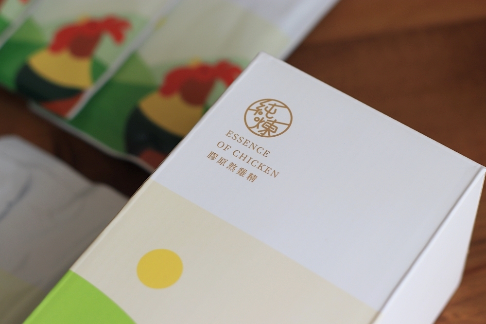 純煉滴雞精:適合全家人的 100% 古法滴煉萃取滴雞精!無添加、無腥味,常溫好保存。 純煉滴雞精:適合全家人的 100% 古法滴煉萃取滴雞精!無添加、無腥味,常溫好保存。