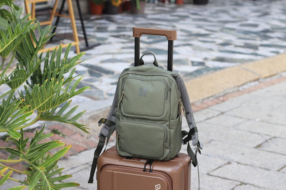 加拿大潮包品牌 INUK:給和我們同樣樂愛旅行的你,5 款必買推薦! 加拿大潮包品牌 INUK:給和我們同樣樂愛旅行的你,5 款必買推薦!