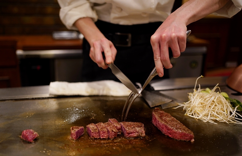 神戶美食推薦:不只必吃神戶牛!神戶三宮站周邊必吃美食清單7選 神戶美食推薦:不只必吃神戶牛!神戶三宮站周邊必吃美食清單7選