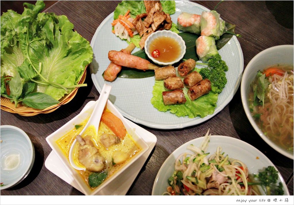 [台中異國料理美食]『很越南宮廷料理』平價越南料理，精緻的食物質感太適合全家大小、朋友聚會的選擇！（無營業）